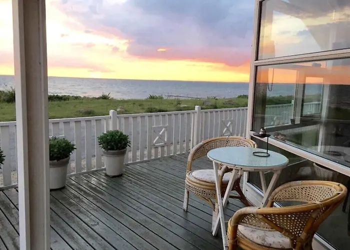 Дом отдыха Lovely Panoramic View Over The Sea *