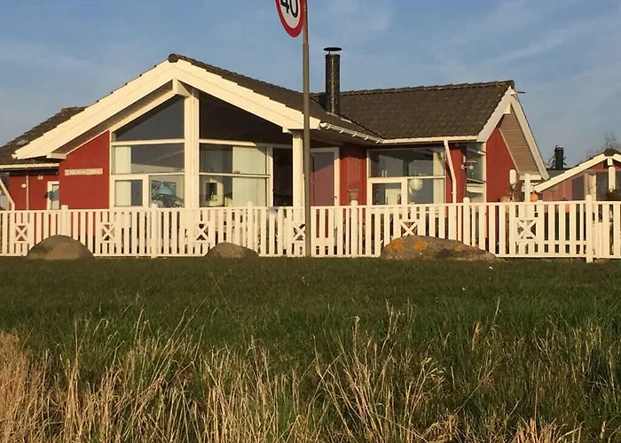 Nyaraló Lovely Panoramic View Over The Sea *